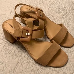 Beautiful faux suede chunky heel sandals